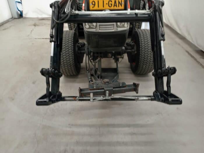 Kubota L5740 Traktori, Etukuormaajalla, vm. 2016 - Image 11