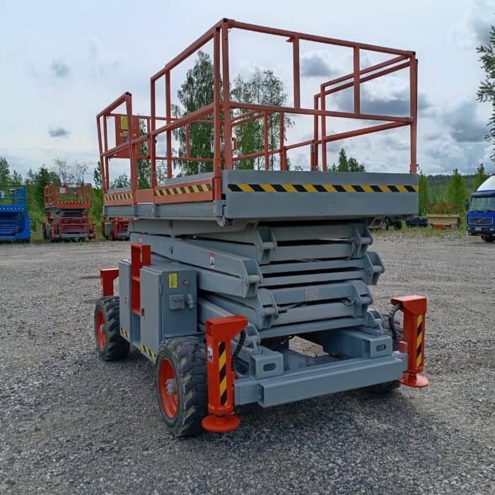 Skyjack SJ8841 4WD saksilavanostin, Katsastettu! - Image 4