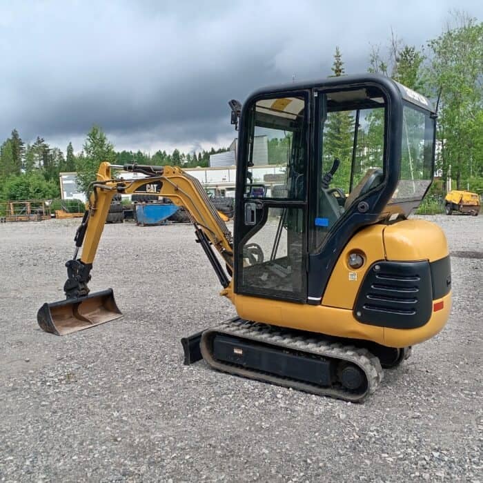 CAT 301.6 Minikaivinkone - Image 6