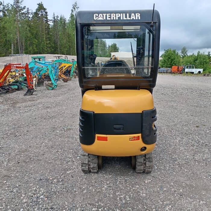 CAT 301.6 Minikaivinkone - Image 4