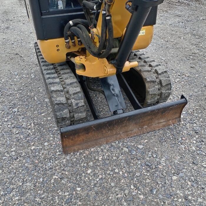 CAT 301.6 Minikaivinkone - Image 14
