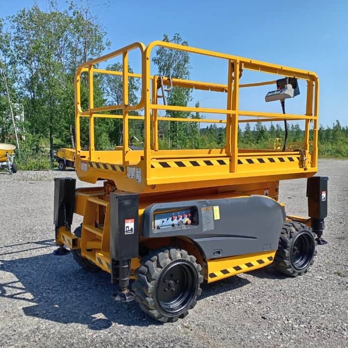 Haulotte Compact 10DX saksilavanostin, 10 v. katsastettu!