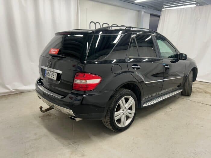 Mercedes-Benz ML320 Cdi, 2008 Pakettiauto - Image 7