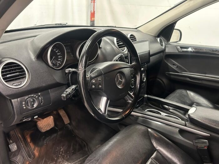 Mercedes-Benz ML320 Cdi, 2008 Pakettiauto - Image 19