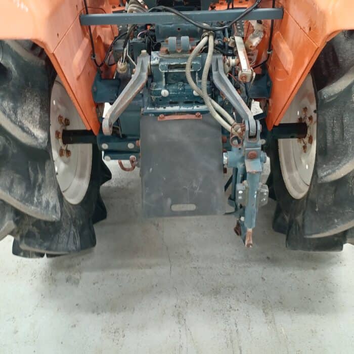 Kubota B1402 4WD minitraktori, etukuormaajalla! - Image 14