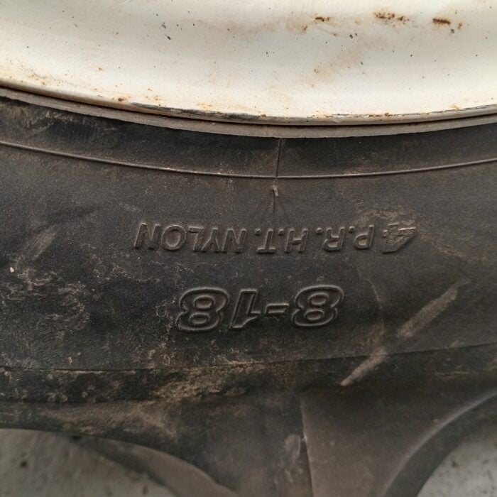 Kubota B52 minitraktori, 4WD - Image 24