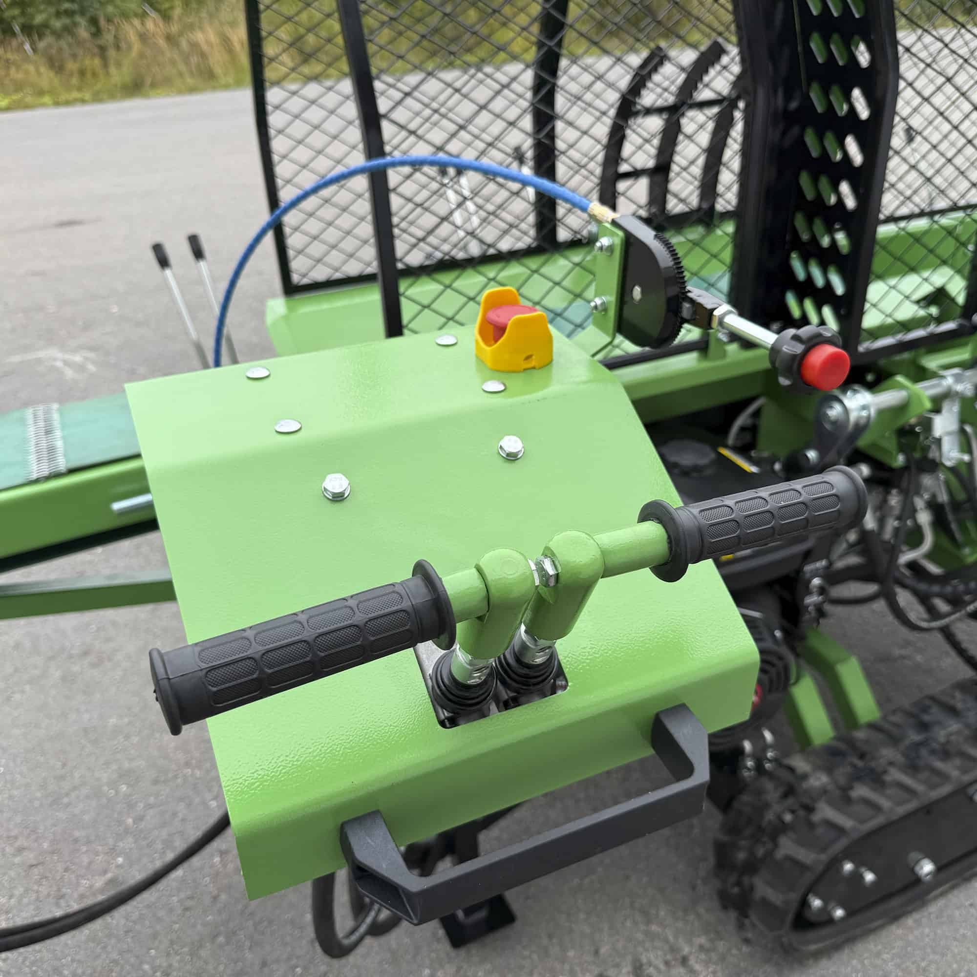 Klapikone 20 t / 14 hp telavetoinen, Droma Wood - Image 14