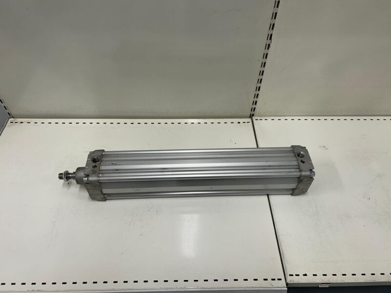 Rexroth Paineilmasylinteri 500 mm, max. 10 bar