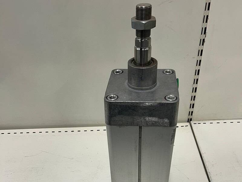 Rexroth Paineilmasylinteri 160 mm