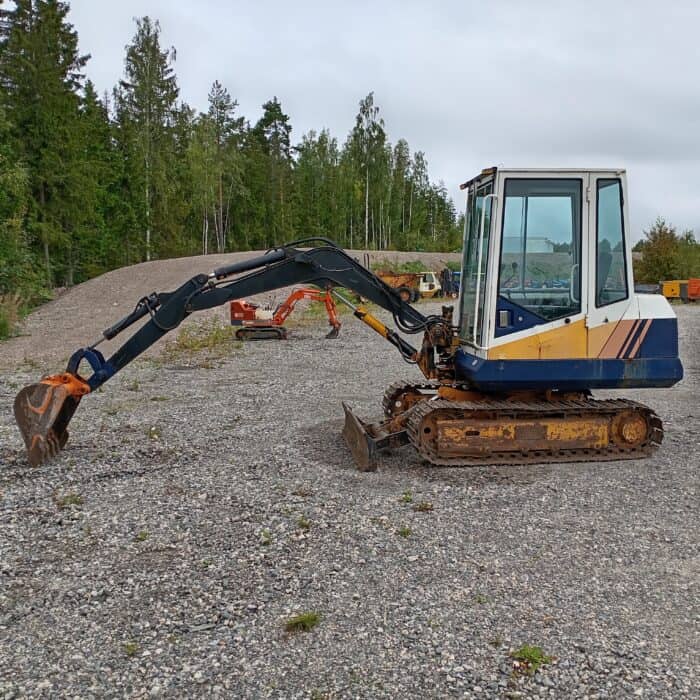 Komatsu PC20-5 Minikaivuri - Image 2