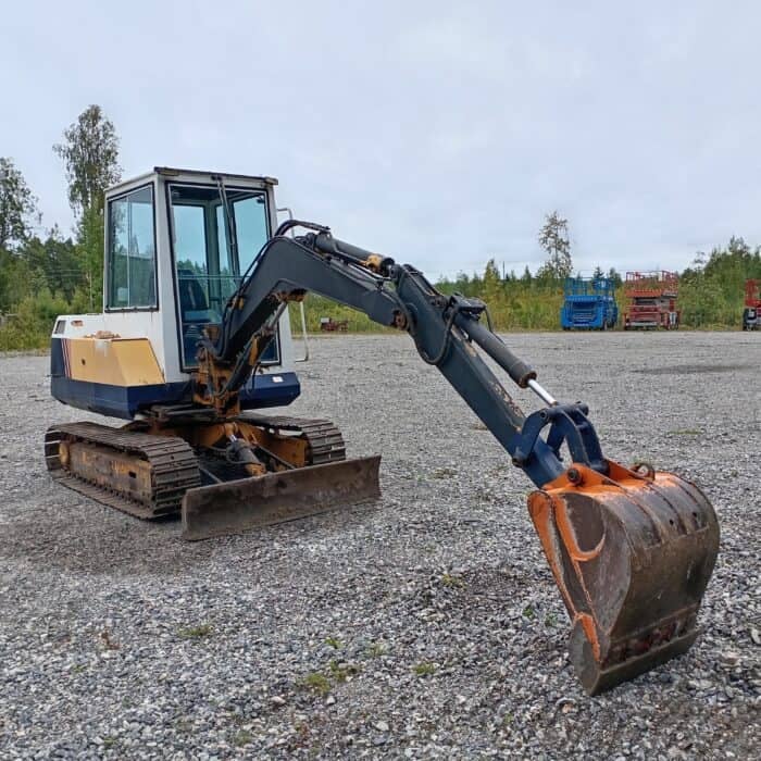 Komatsu PC20-5 Minikaivuri - Image 8