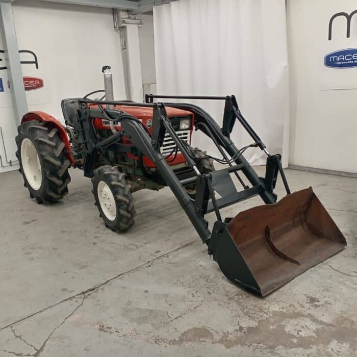 Yanmar YM3110D, 31hv Minitraktori, Etukuormaajalla - Image 8