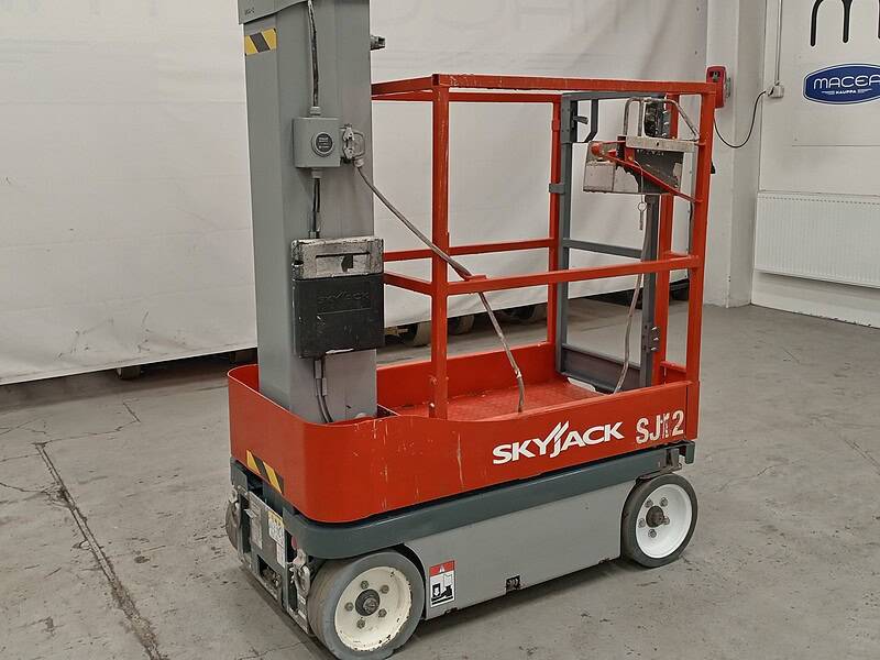 Skyjack SJ12 Teleskooppipuominostin