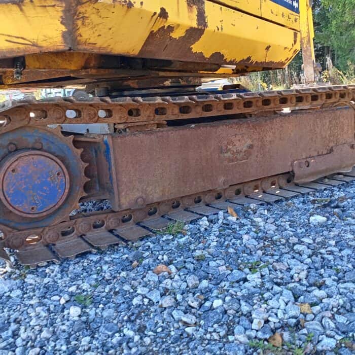 Komatsu PC15-2 Minikaivinkone - Image 14