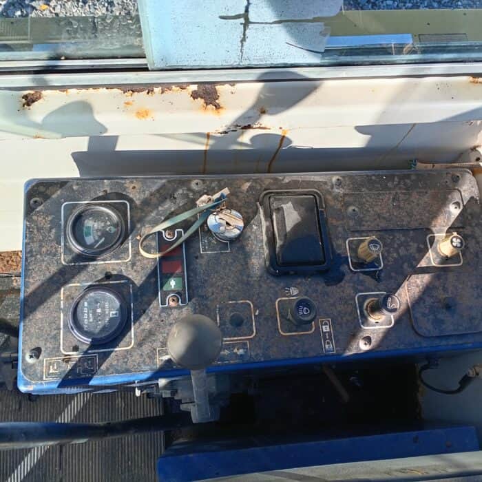Komatsu PC15-2 Minikaivinkone - Image 19
