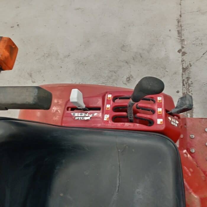 Honda Might 11 4WD Minitraktori, takalanalla - Image 14