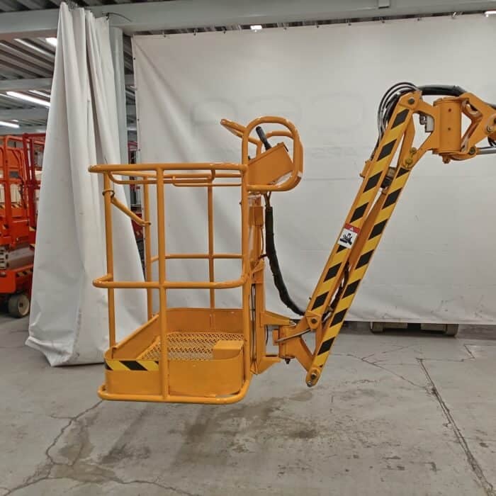 Genie Z30/20N Akkukäyttöinen kuukulkija, 10 v-katsastettu! - Image 4