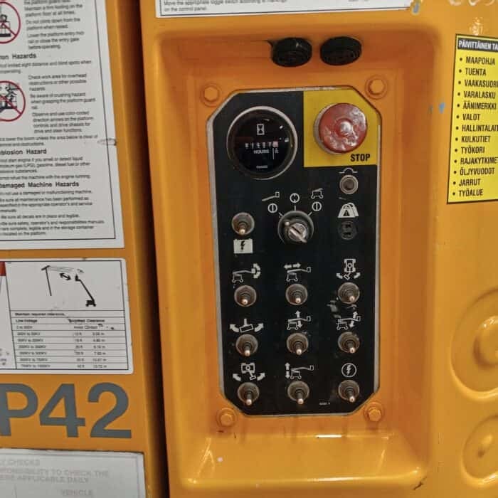Genie Z30/20N Akkukäyttöinen kuukulkija, 10 v-katsastettu! - Image 14