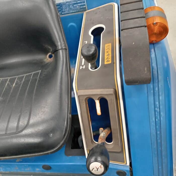 Iseki TU140, 4WD, 14hv Minitraktori - Image 13