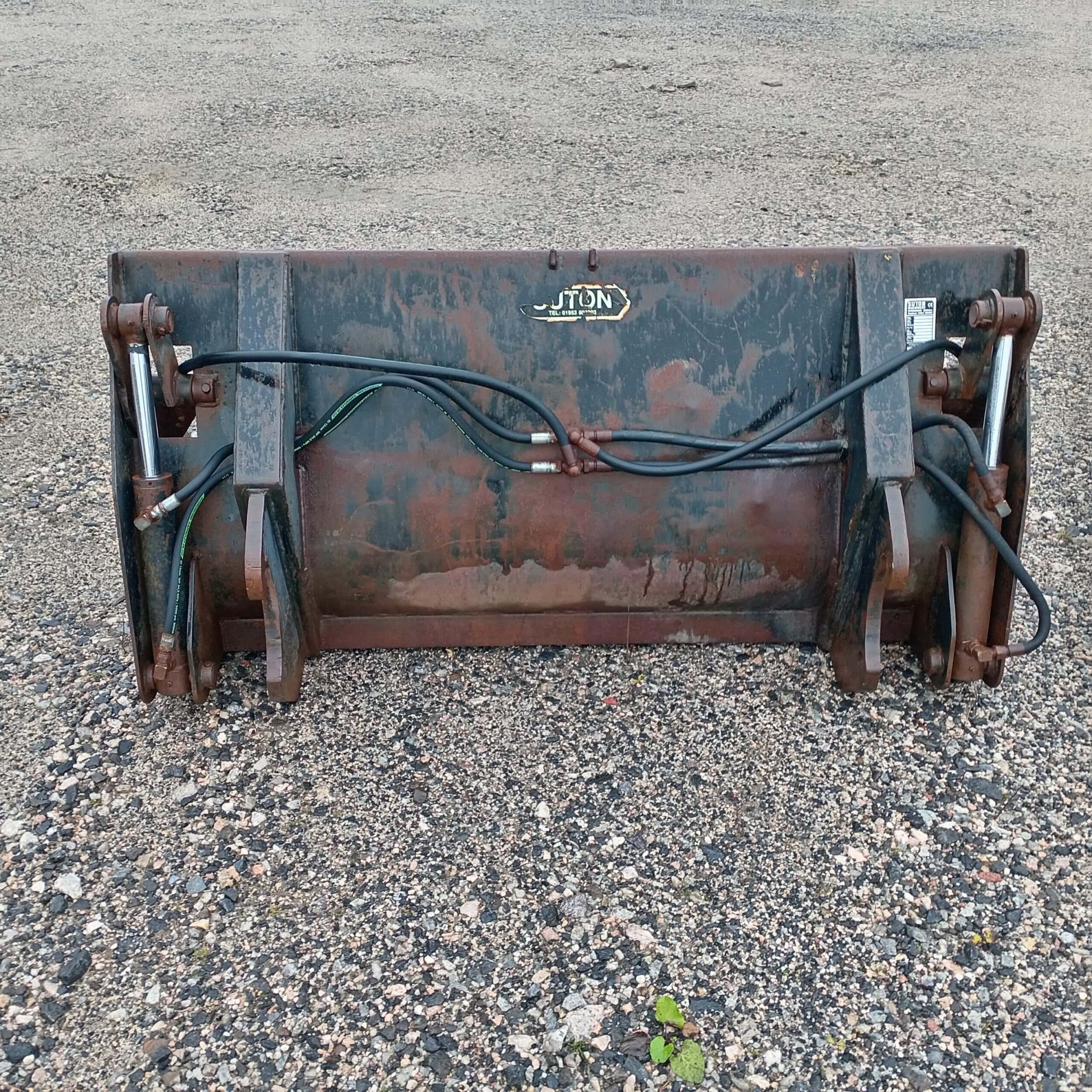 Kärkikippaava kauha 1710 mm - Image 4