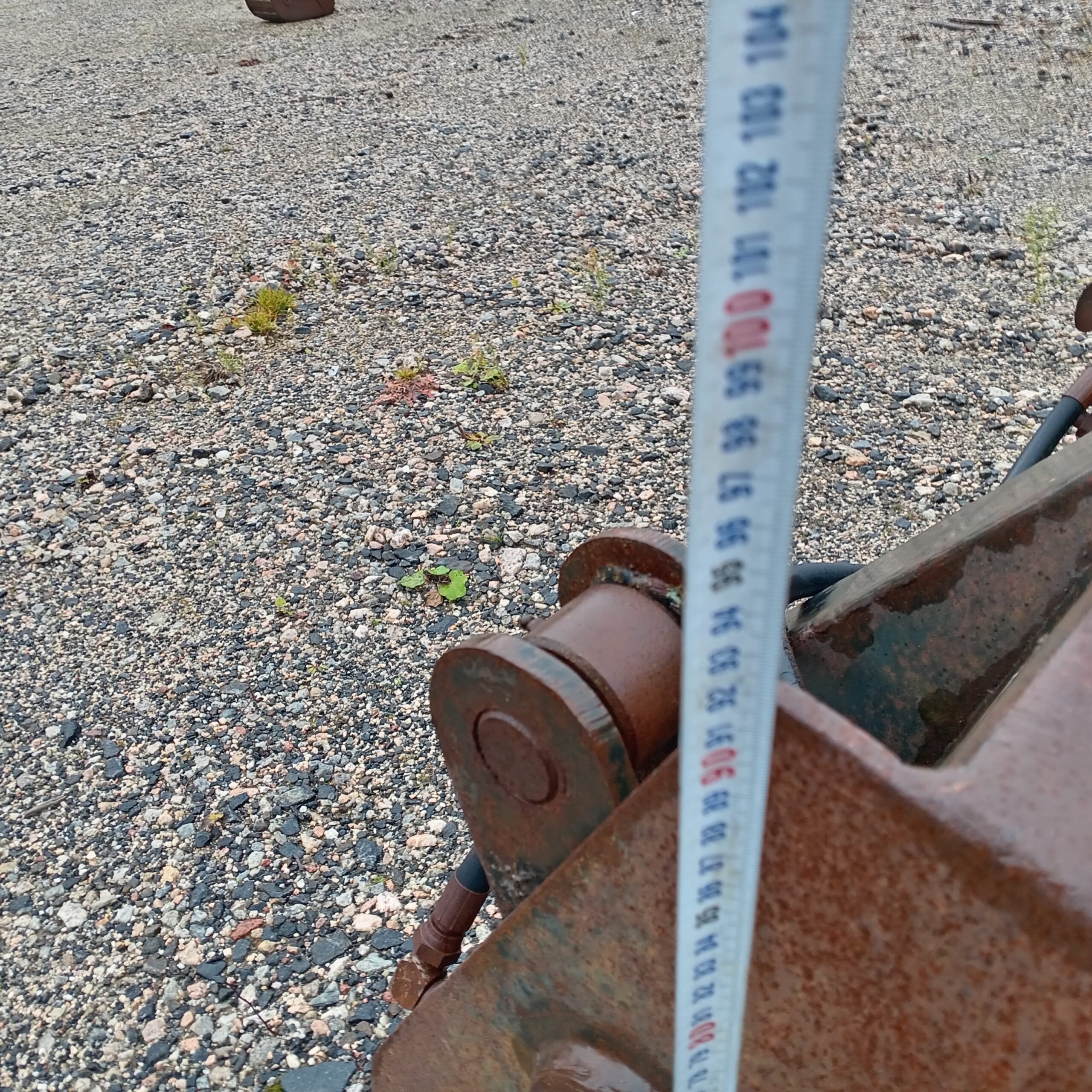 Kärkikippaava kauha 1710 mm - Image 13