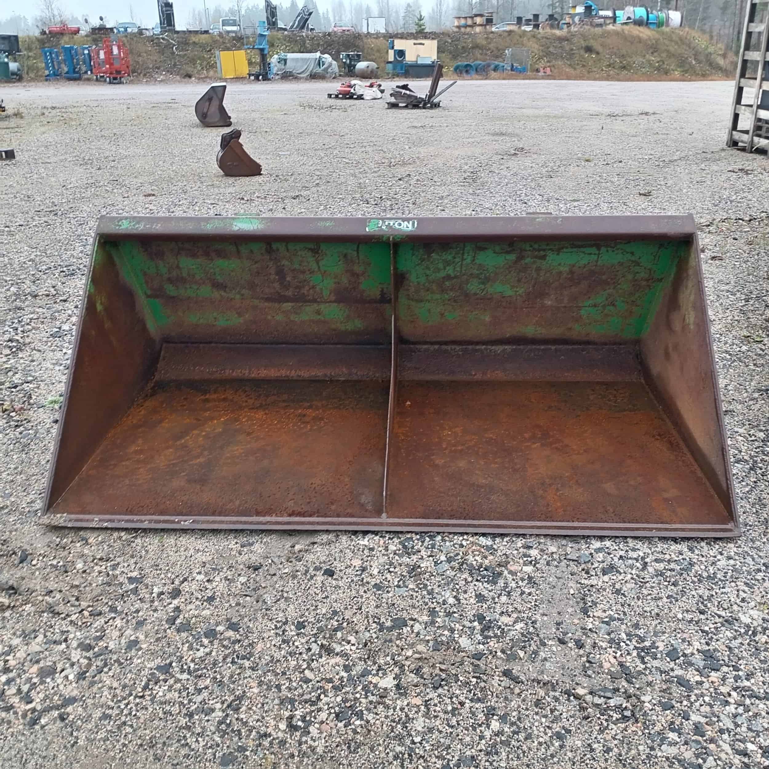 Etukuormaajan kauha 2300 mm - Image 2