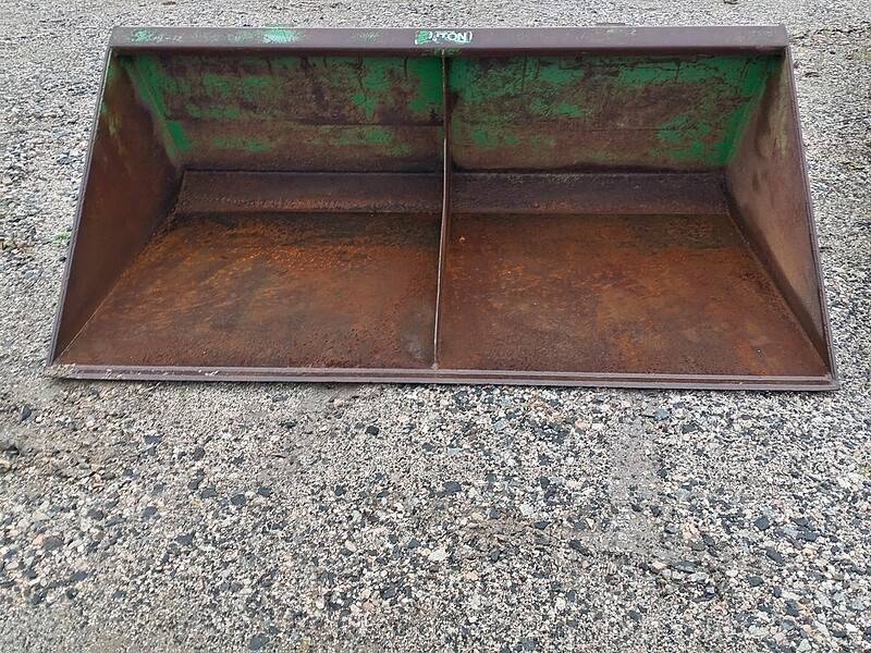 Etukuormaajan kauha 2300 mm