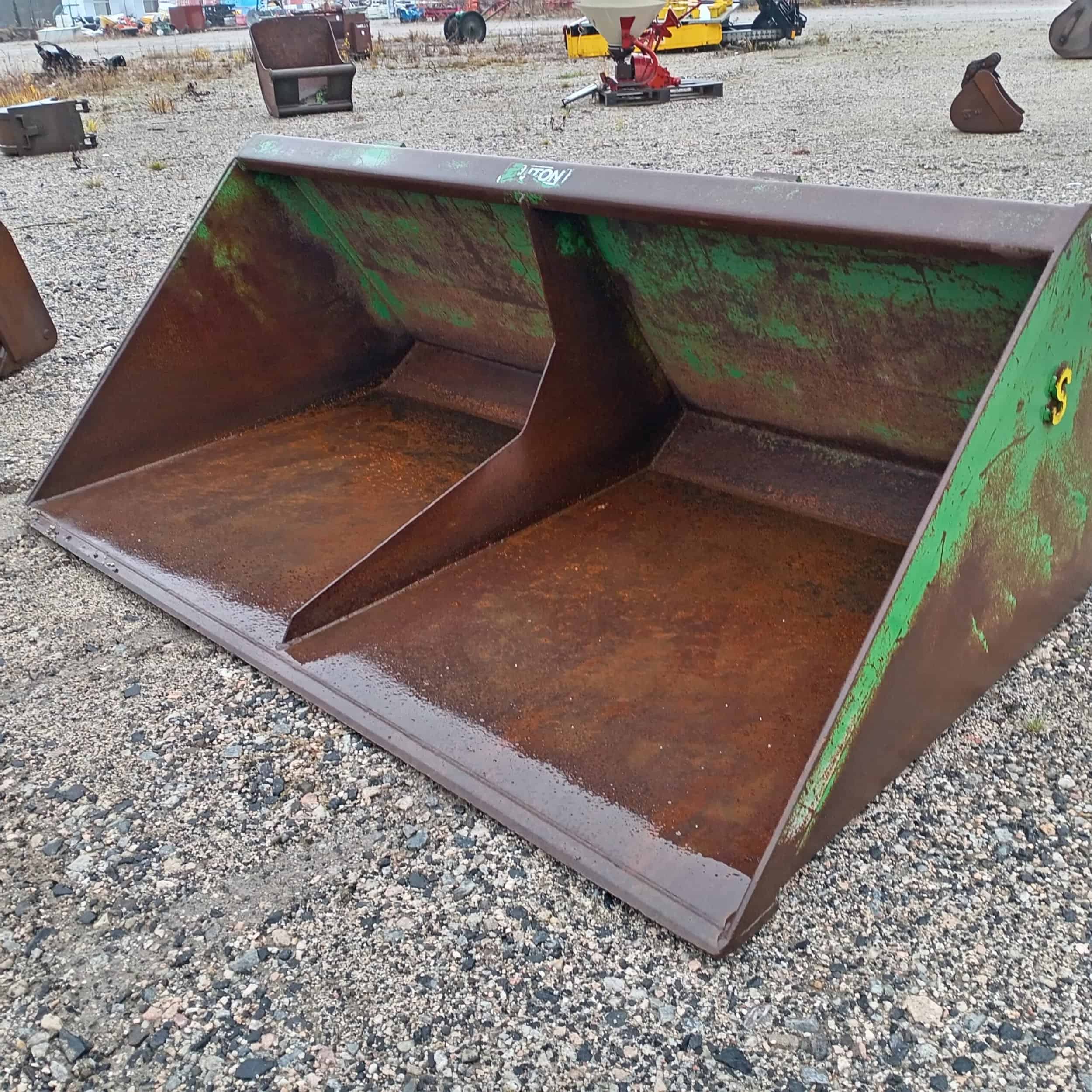 Etukuormaajan kauha 2300 mm - Image 13