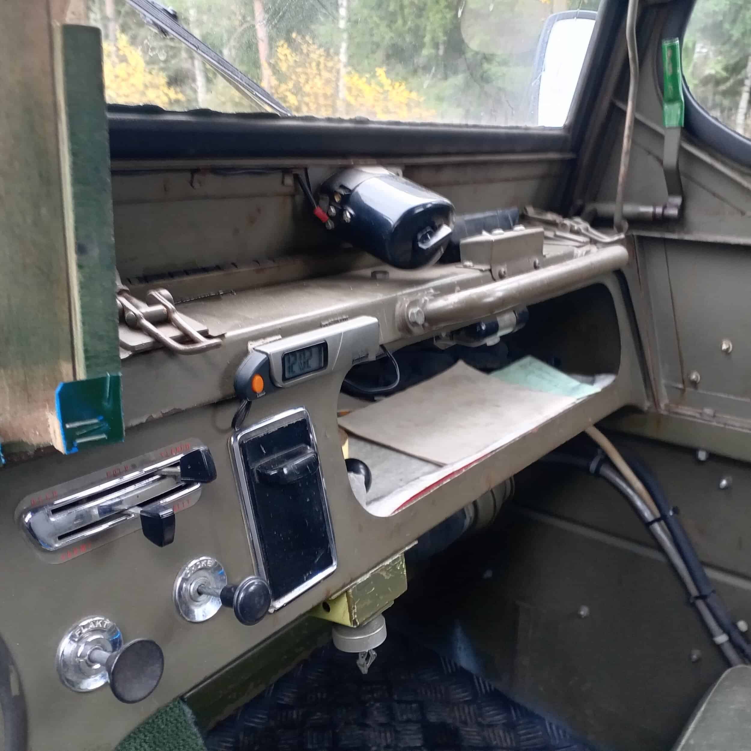 Volvo Bandvagn BV202N, Lämmitetyllä takavaunulla!! - Image 18