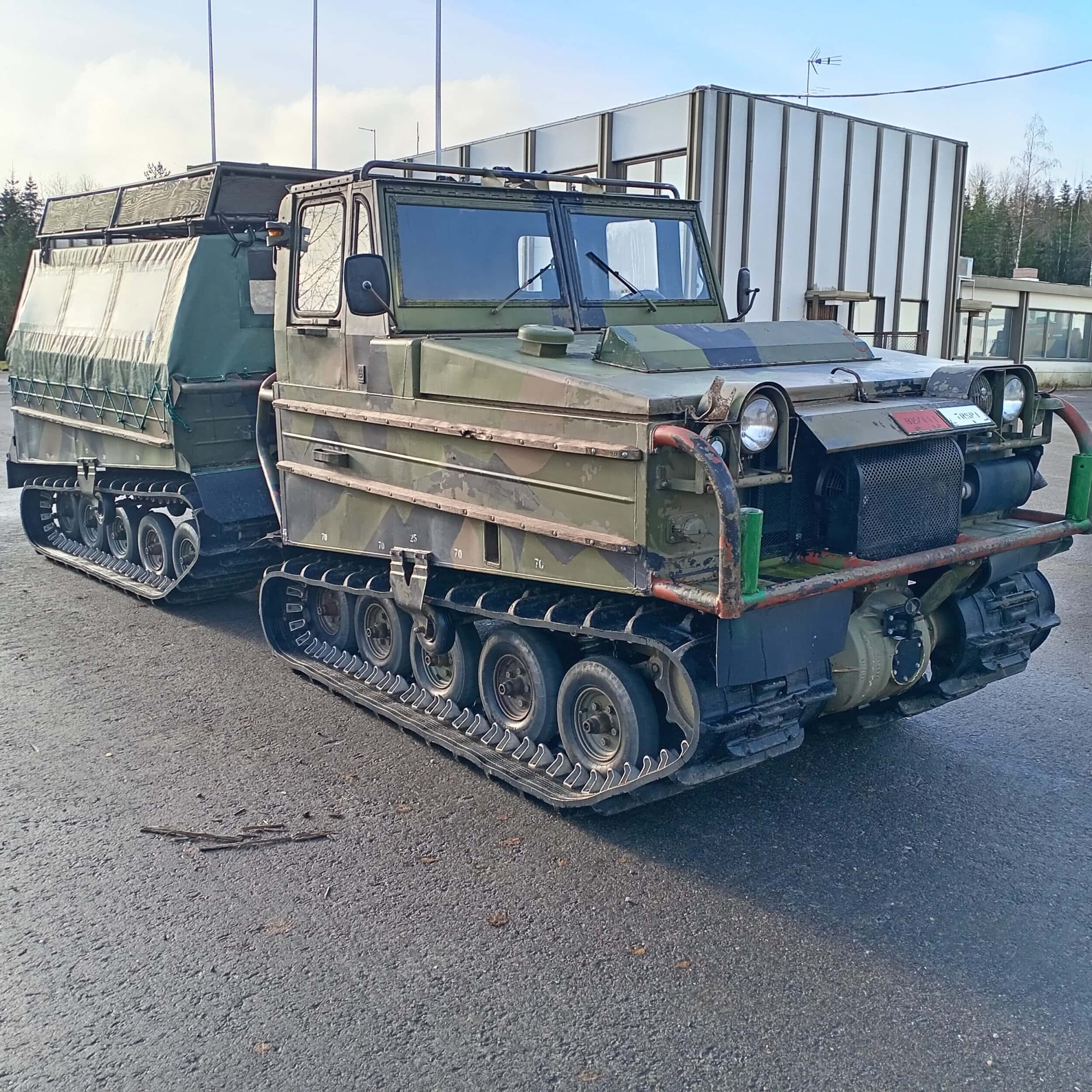 Volvo Bandvagn BV202N, Lämmitetyllä takavaunulla!! - Image 6