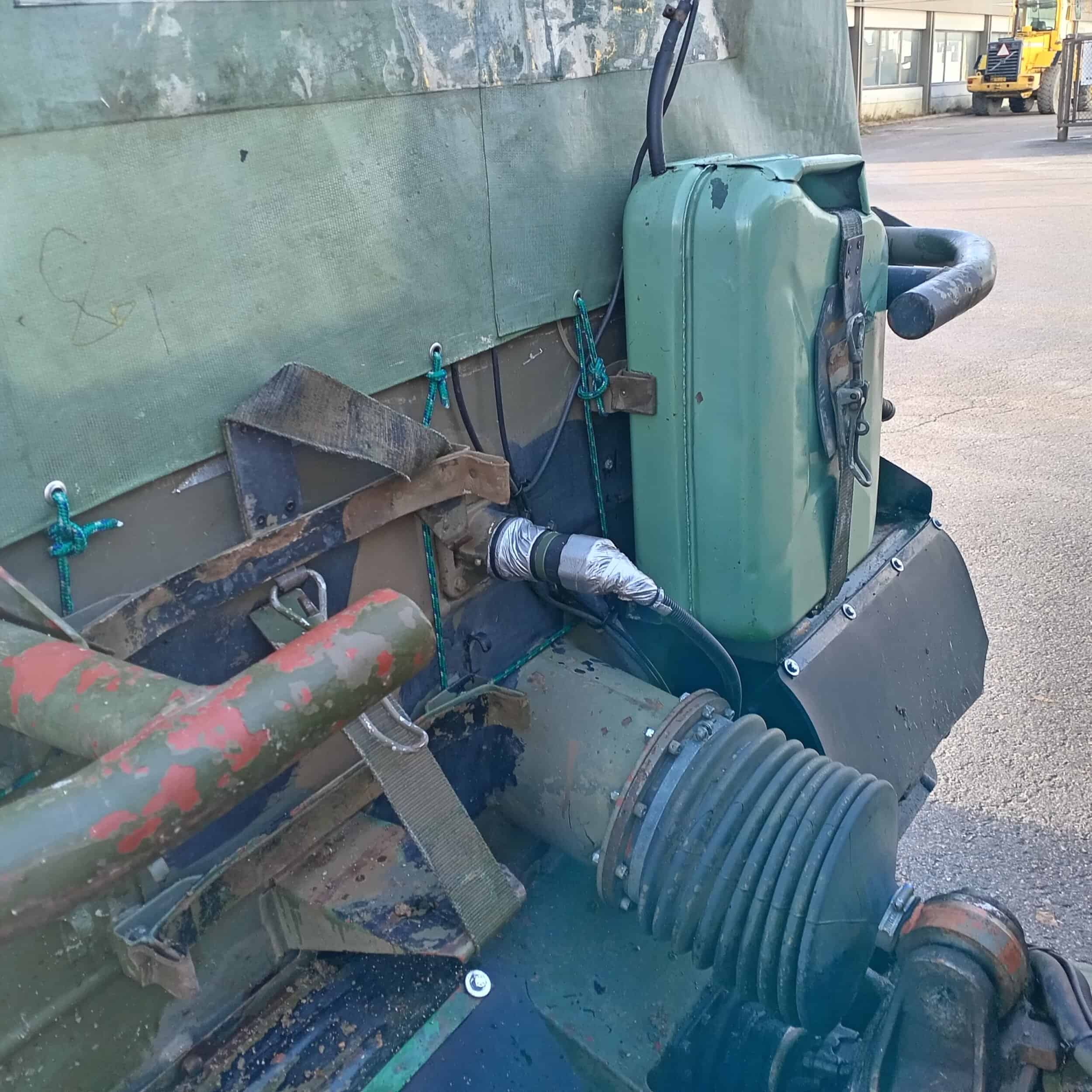 Volvo Bandvagn BV202N, Lämmitetyllä takavaunulla!! - Image 25