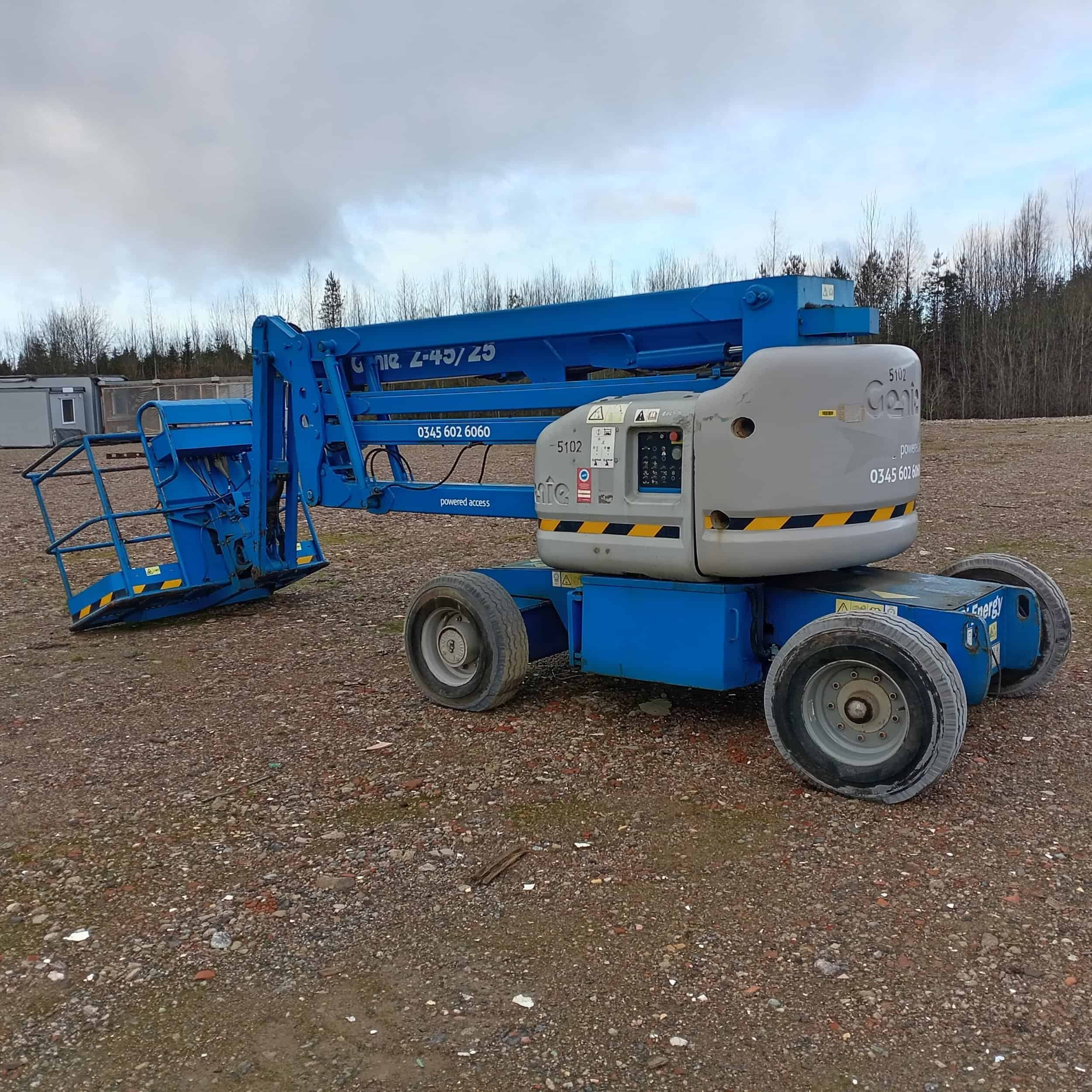 Genie Z45-25 Bi-Fuel kuukulkija - Image 3