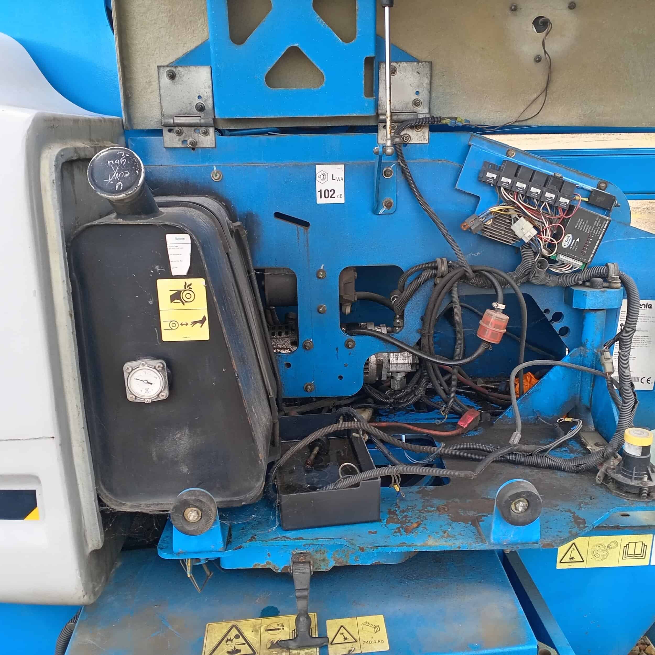 Genie Z45-25 Bi-Fuel kuukulkija - Image 19