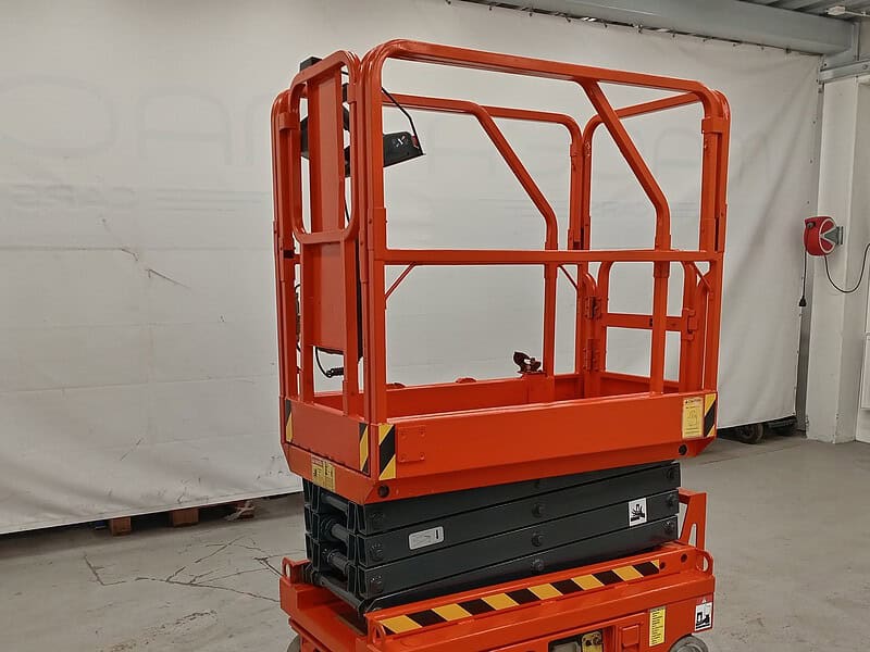 Dingli JCPT0607DCS Saksilavanostin, Katsastettu!