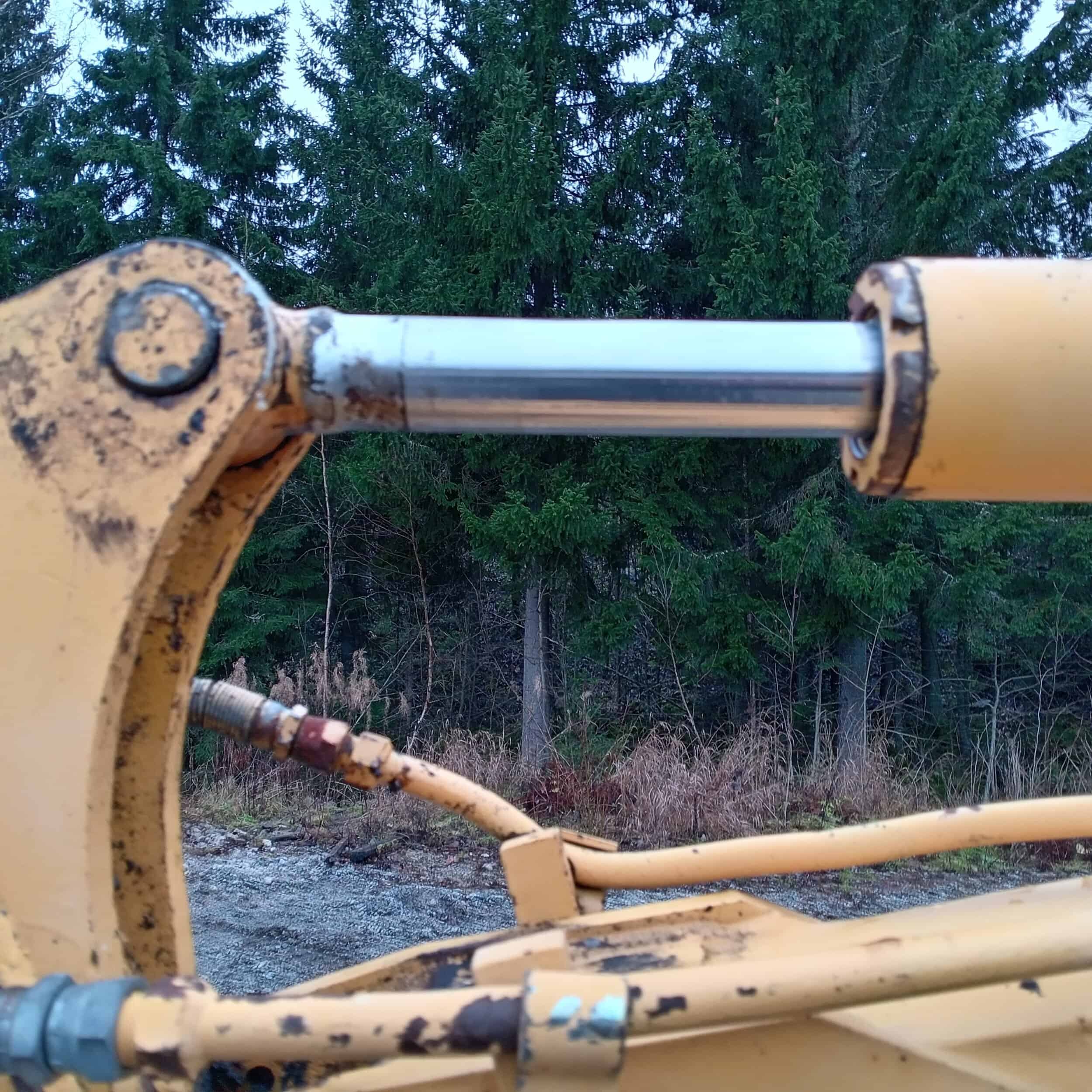 Komatsu PC10-6 Minikaivinkone - Image 12