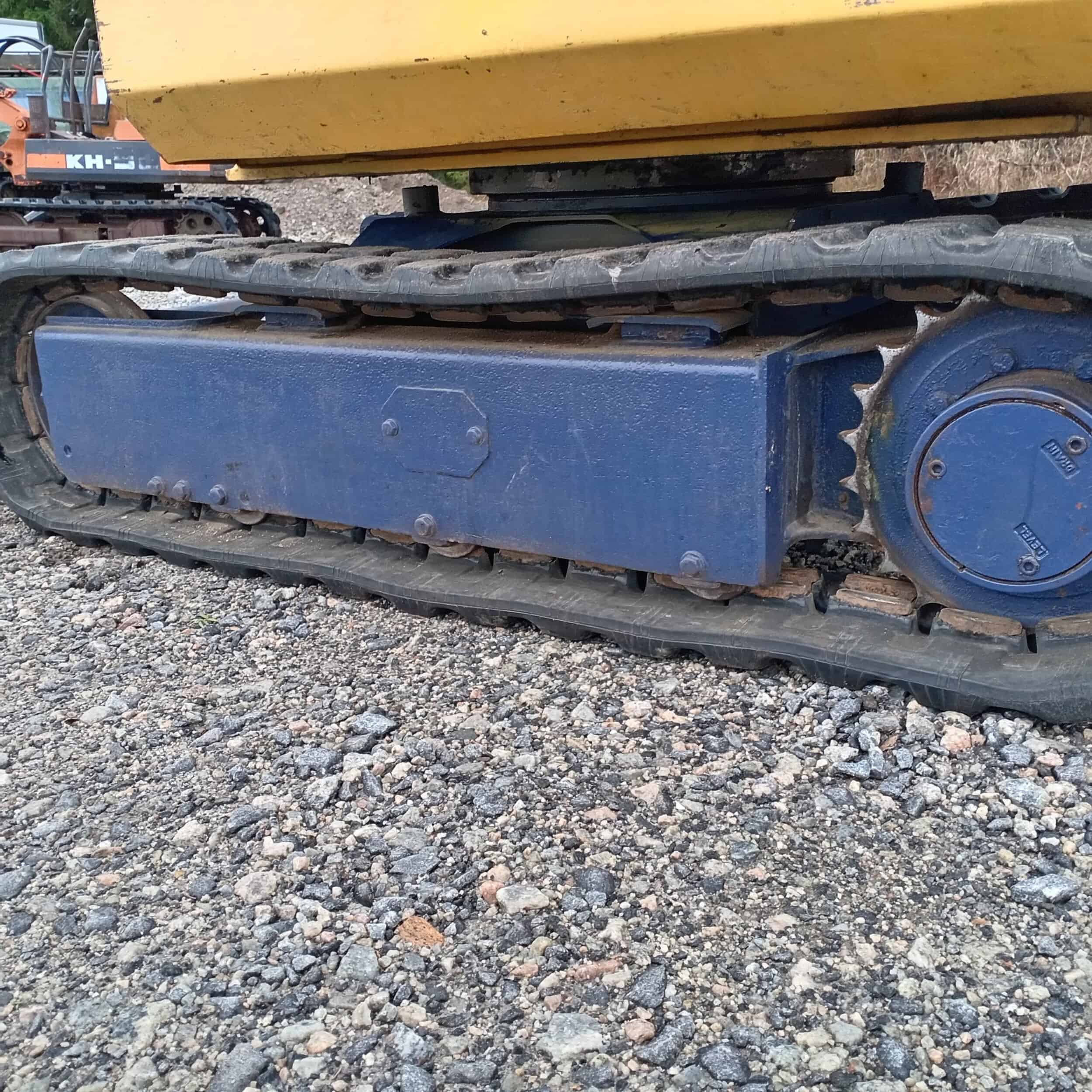 Komatsu PC10-6 Minikaivinkone - Image 18