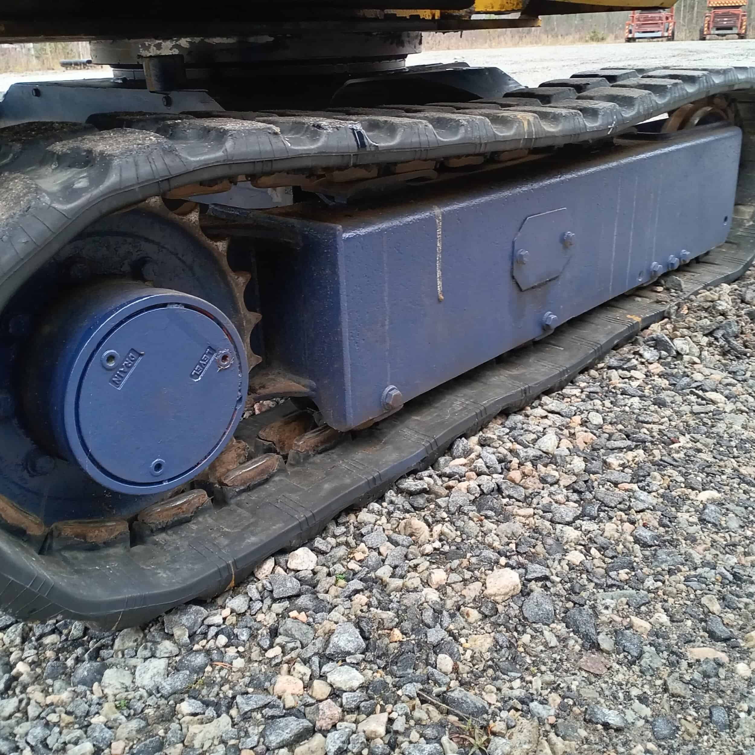 Komatsu PC10-6 Minikaivinkone - Image 20