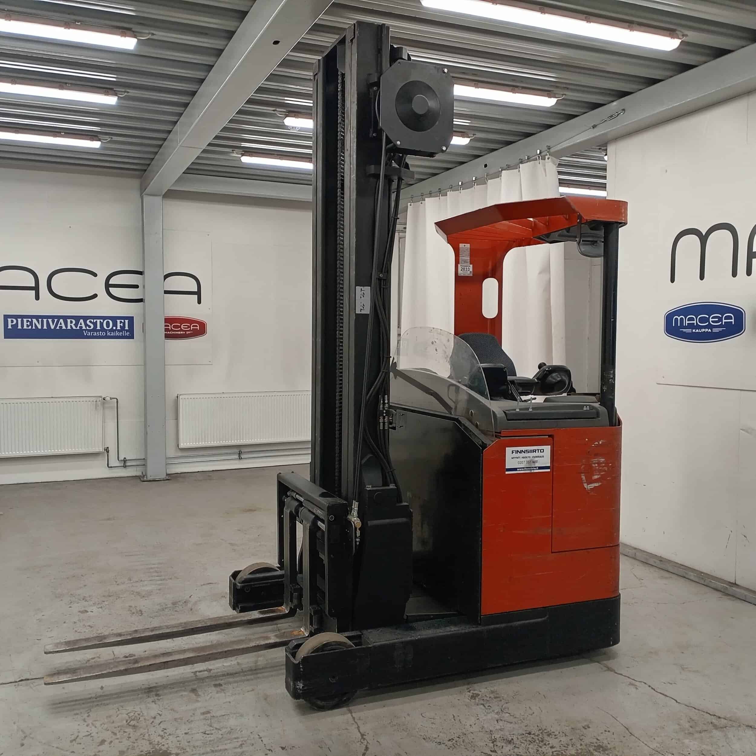 BT RR E2 Työntömastotrukki, Hydrauliset piikit! - Image 3