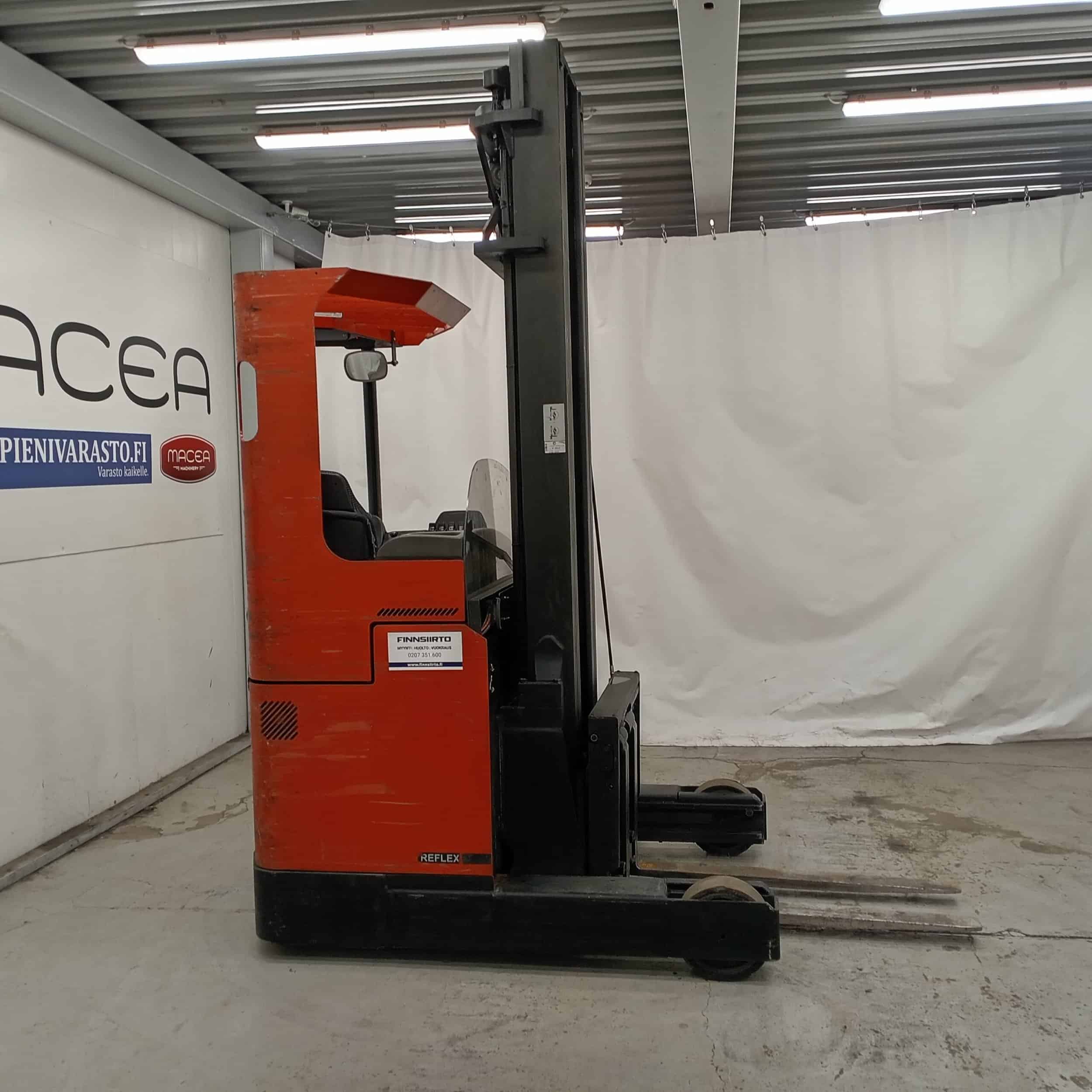 BT RR E2 Työntömastotrukki, Hydrauliset piikit! - Image 5