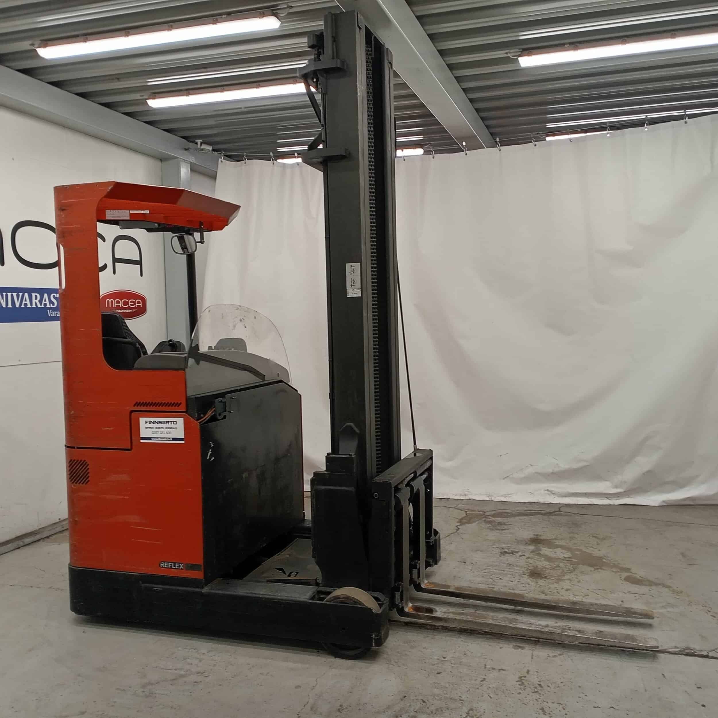 BT RR E2 Työntömastotrukki, Hydrauliset piikit! - Image 7