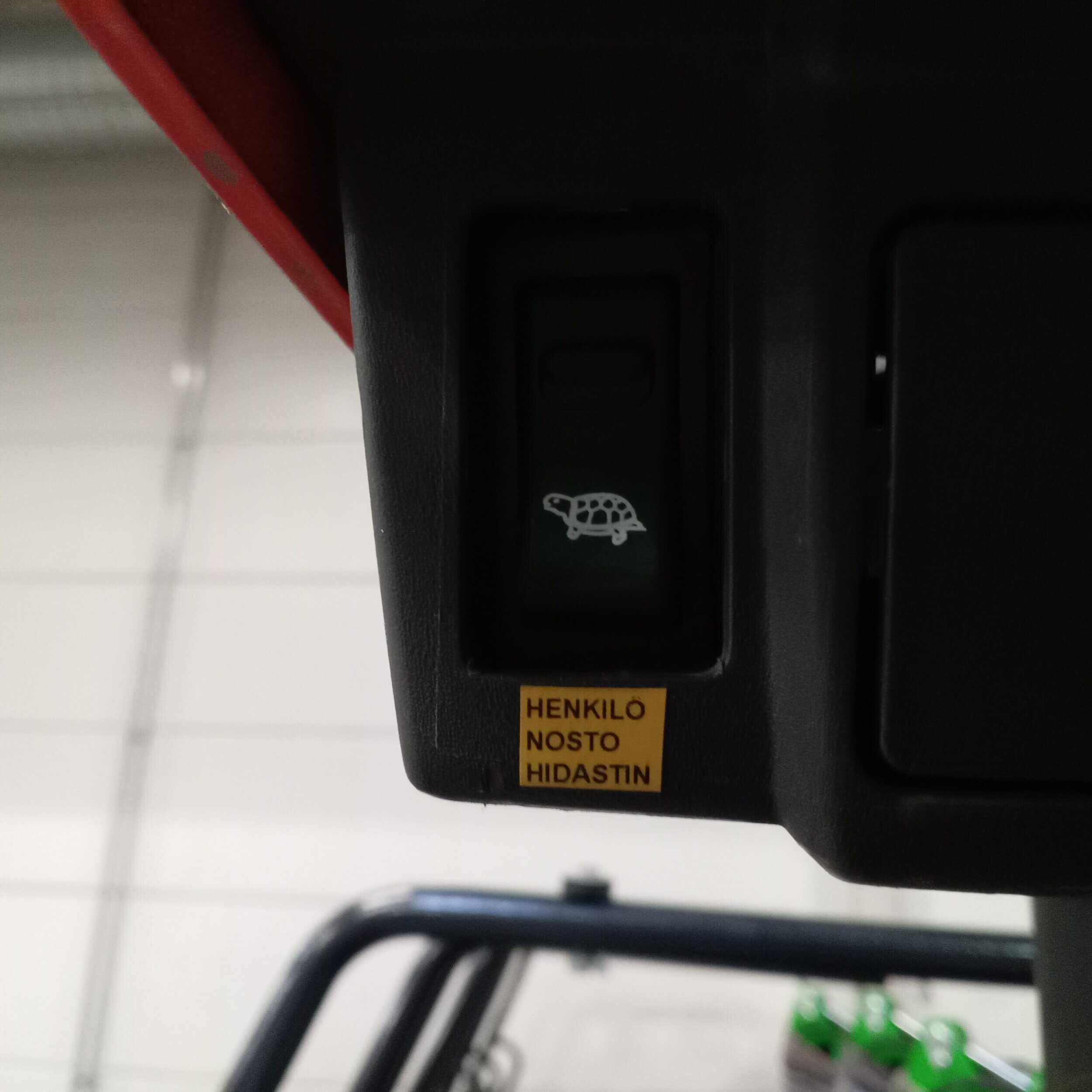 BT RRE 160 Työntömastotrukki - Image 11