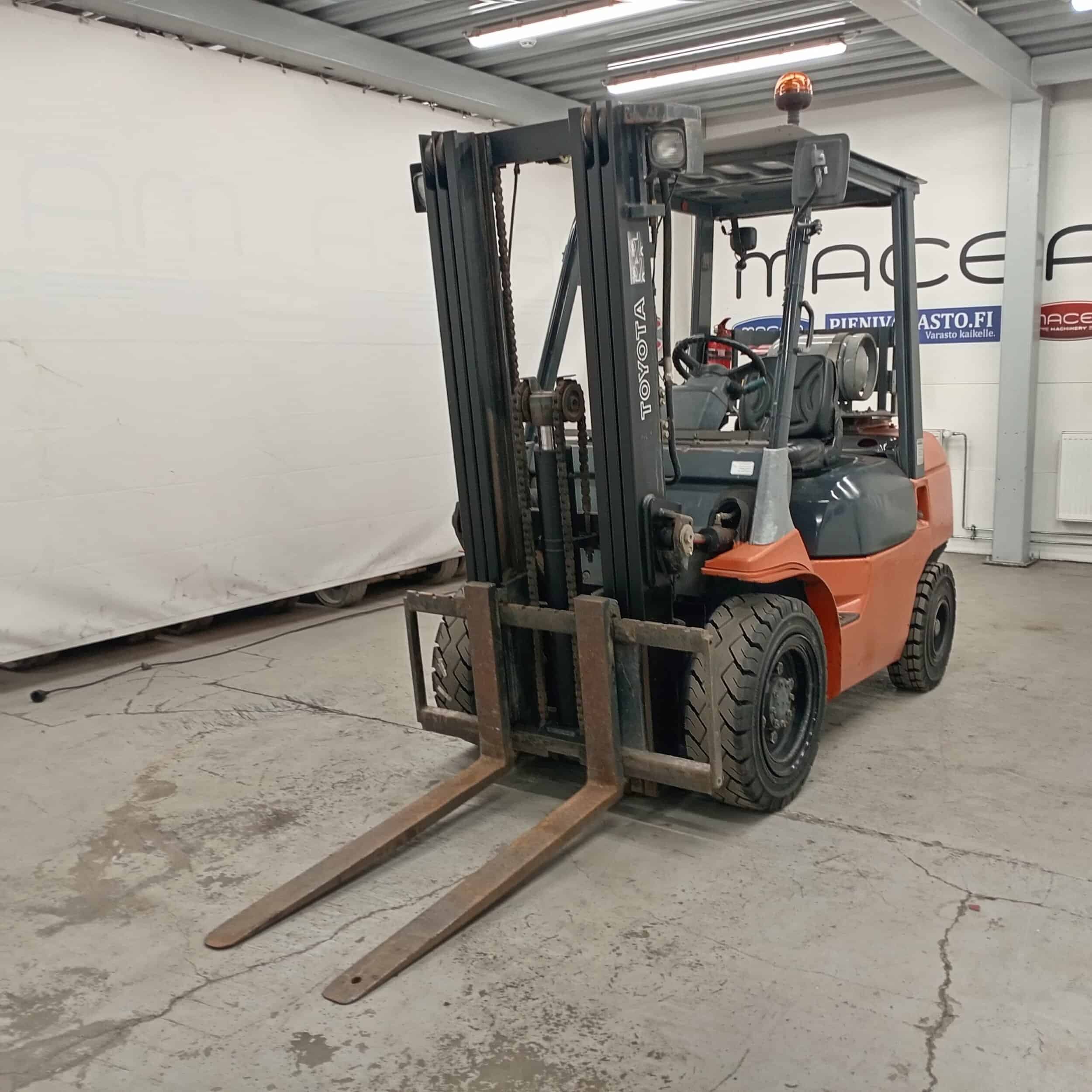 Toyota 02-7FGF30 Kaasutrukki, 3 t - Image 3