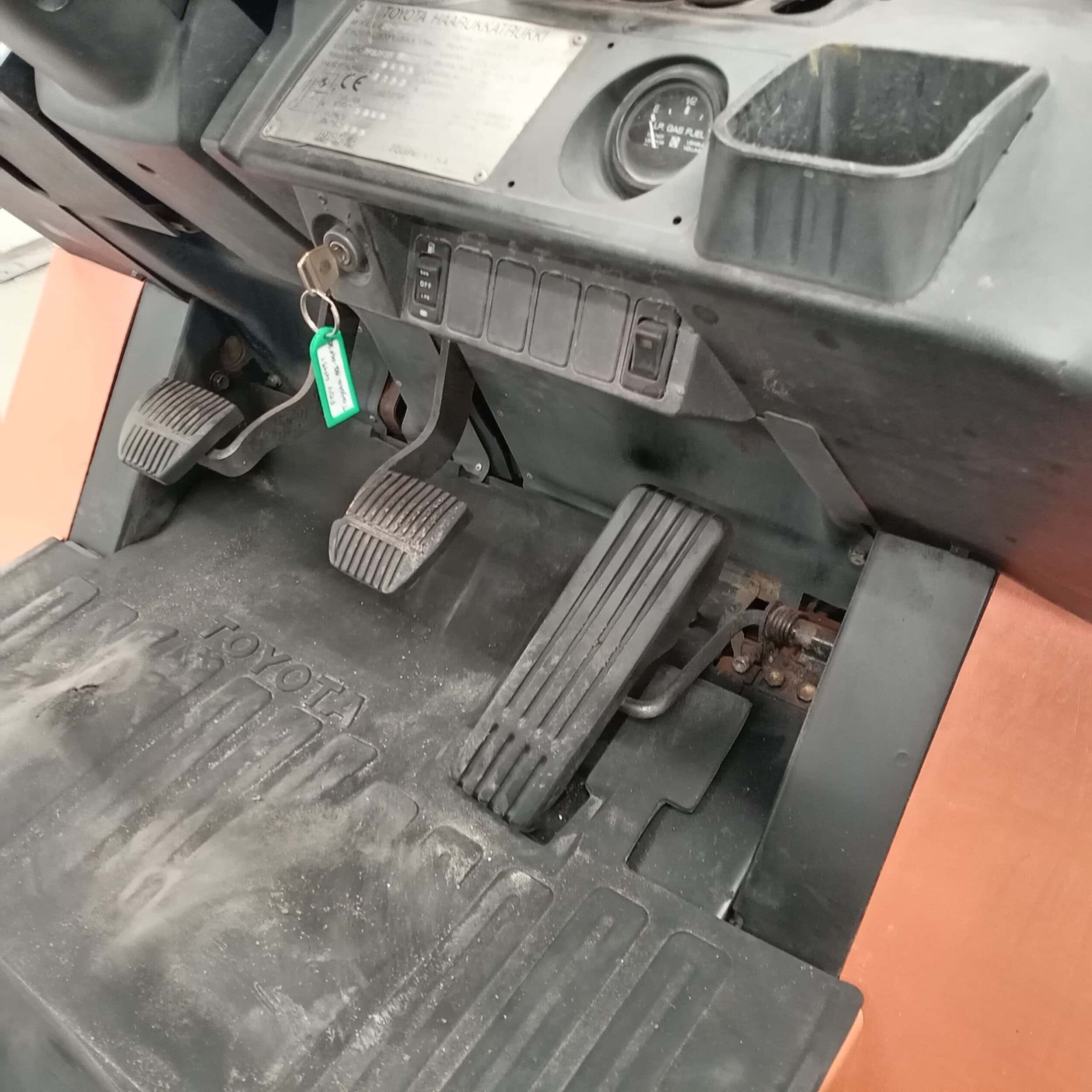 Toyota 02-7FGF30 Kaasutrukki, 3 t - Image 9