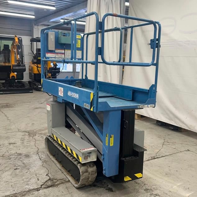 S-MAC KC46 henkilönostin (Uudet akut) - Image 3