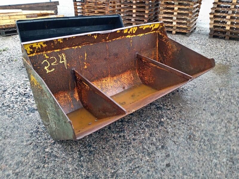 Etukuormaajan kauha 1960 mm