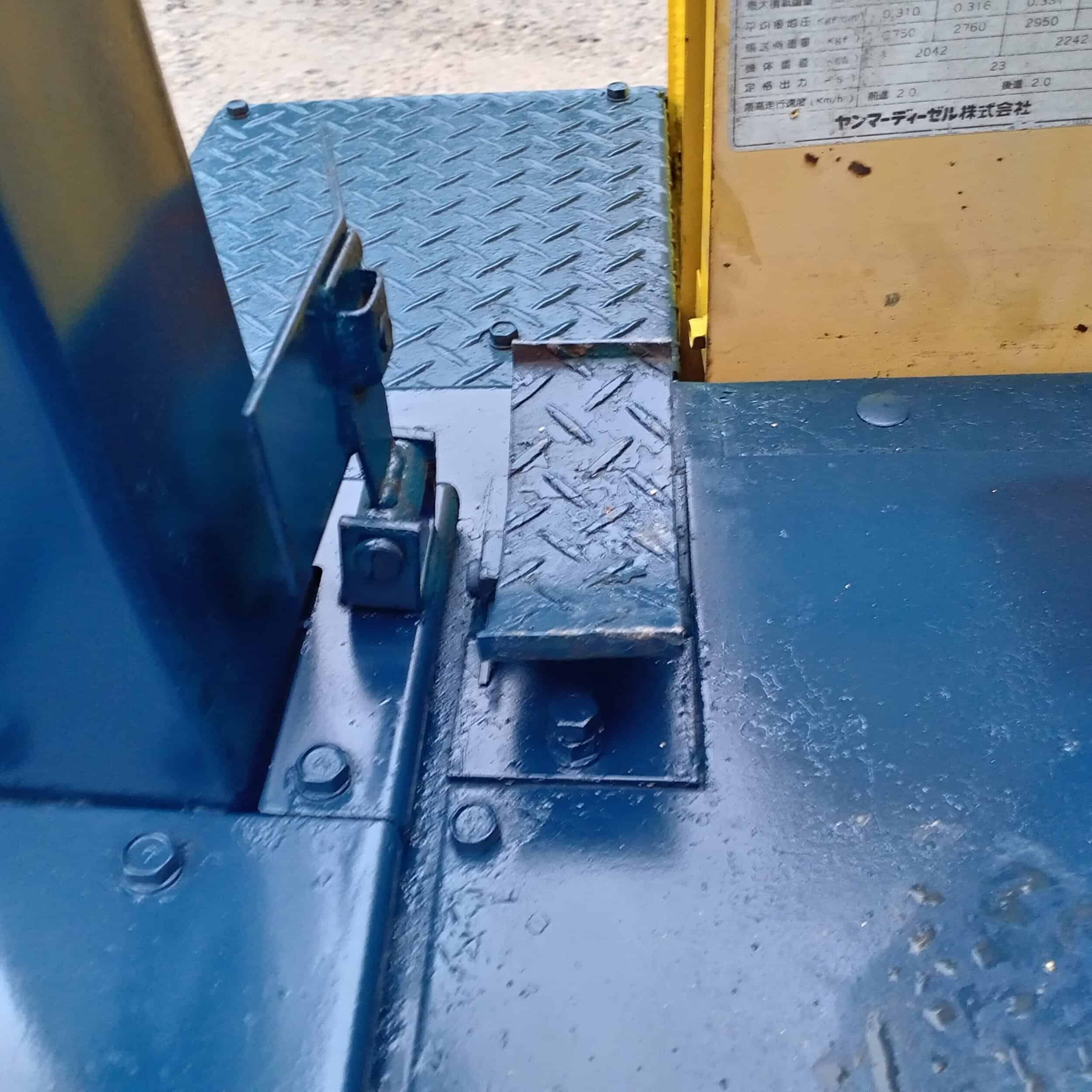 Yanmar YB251 Minikaivinkone - Image 11