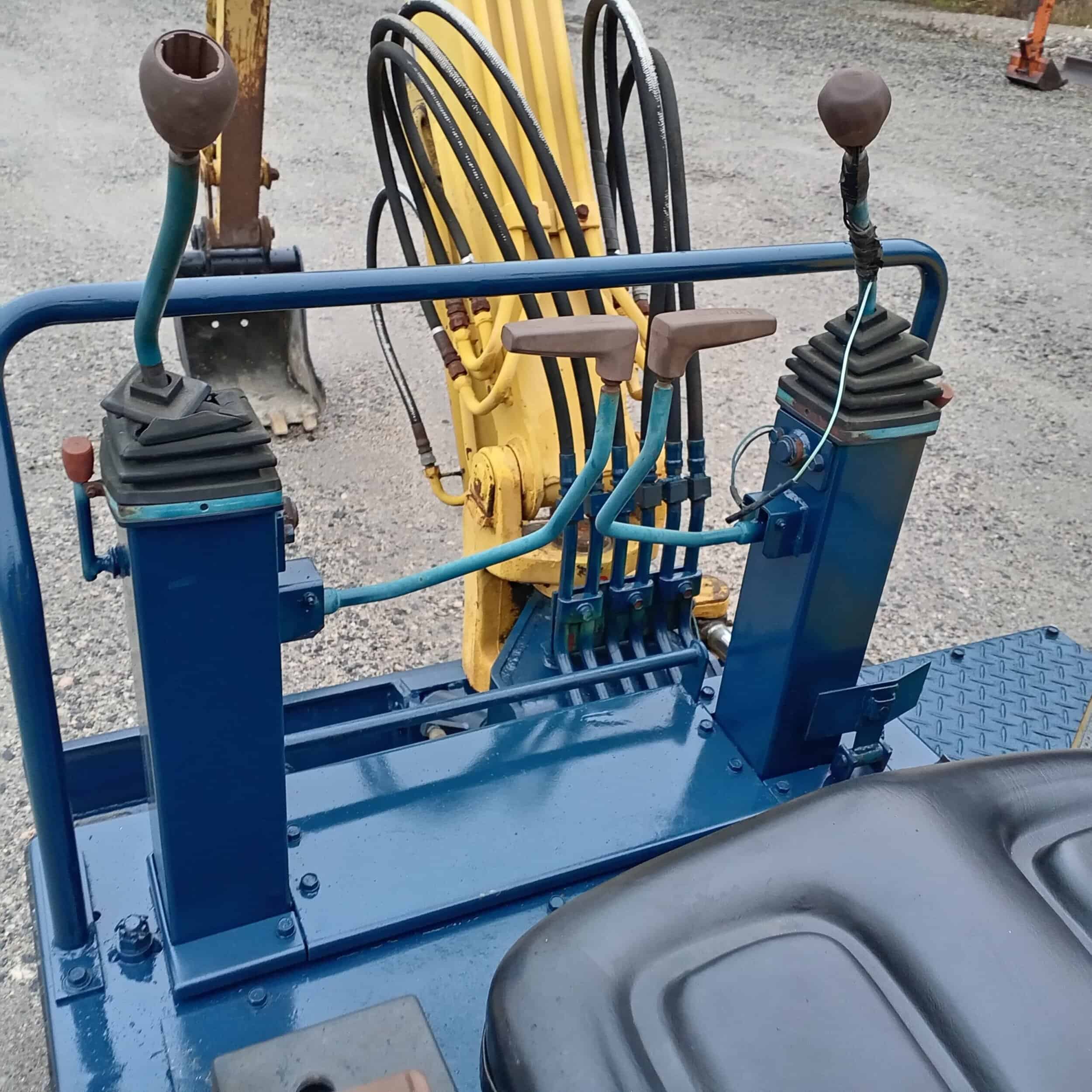 Yanmar YB251 Minikaivinkone - Image 13