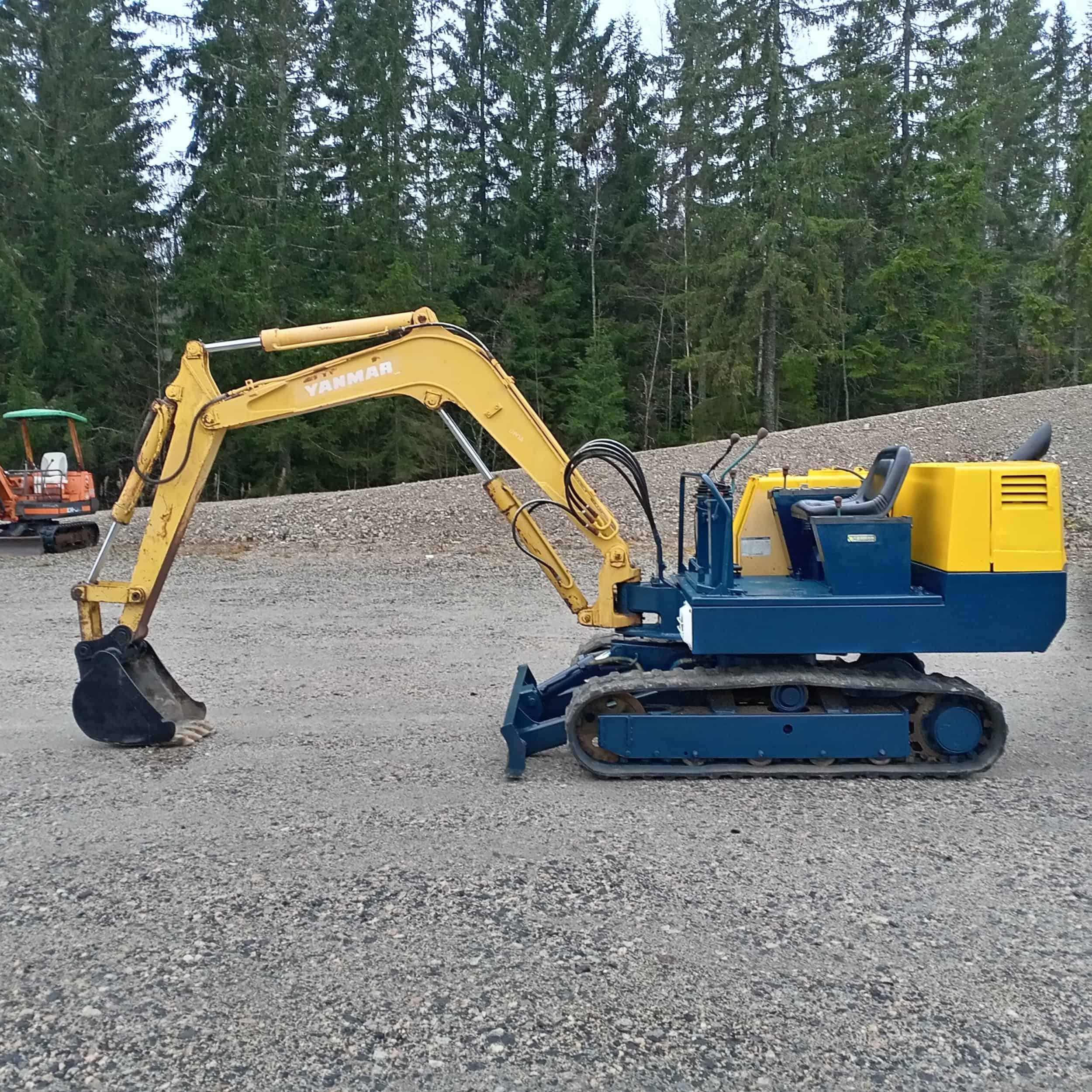 Yanmar YB251 Minikaivinkone - Image 3