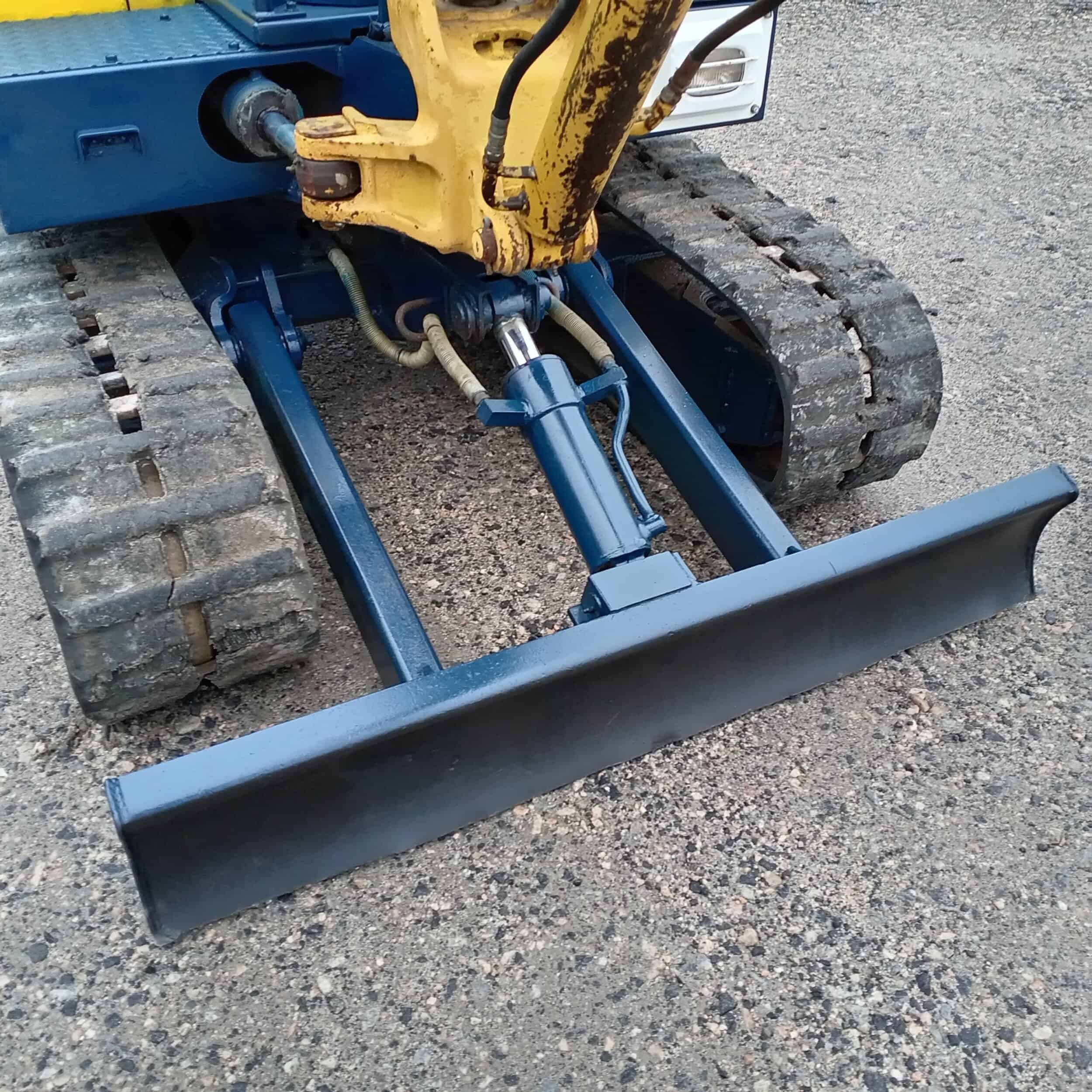 Yanmar YB251 Minikaivinkone - Image 15