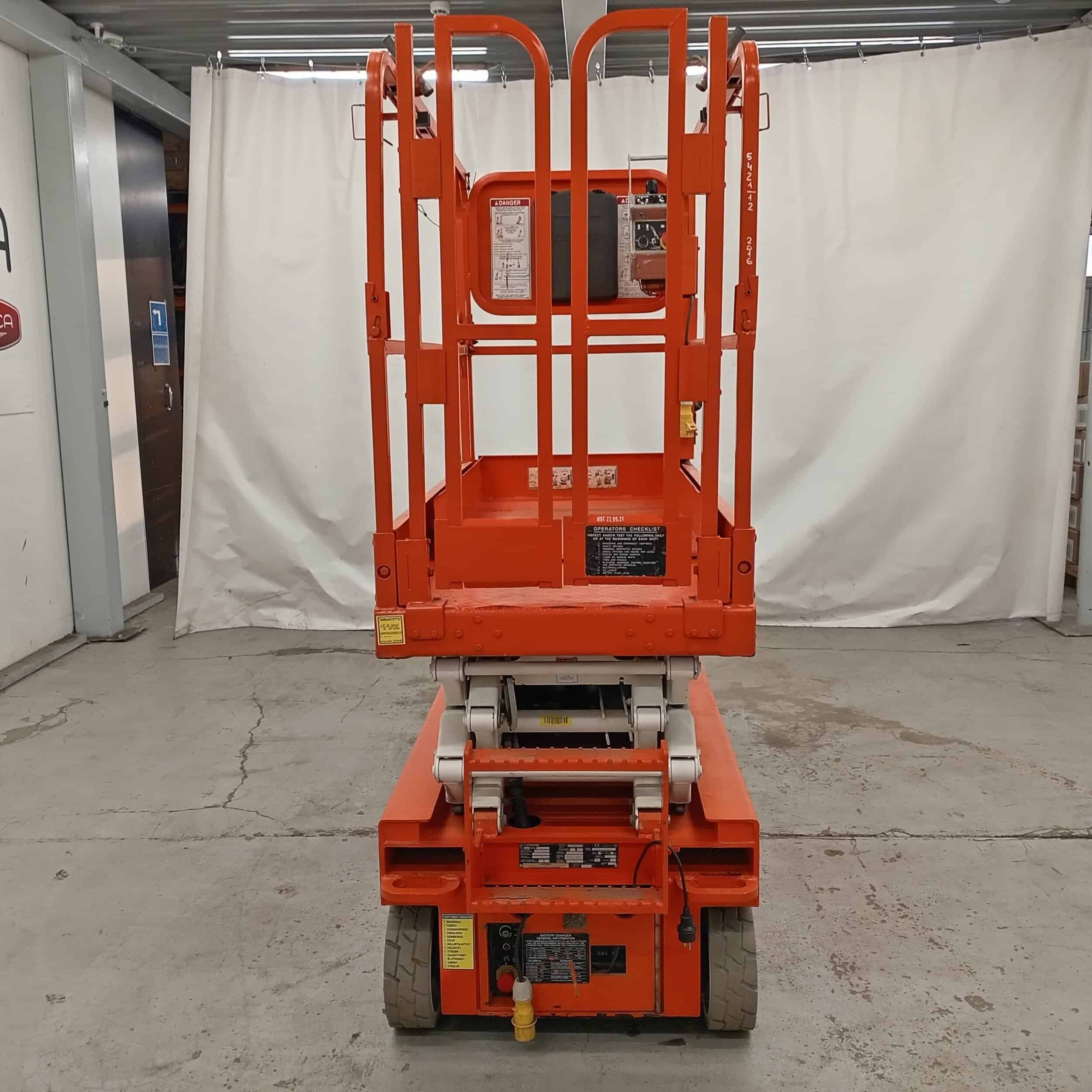 Snorkel S3219E saksilavanostin, Katsastettu, Uudet akut! - Image 4